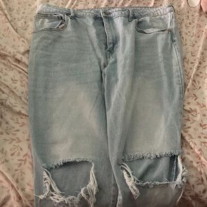 Plus size mom boyfriend jeans